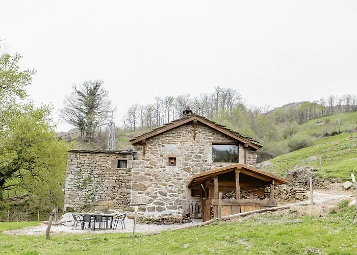 Chalet Con Encanto San Roque de Ríomiera